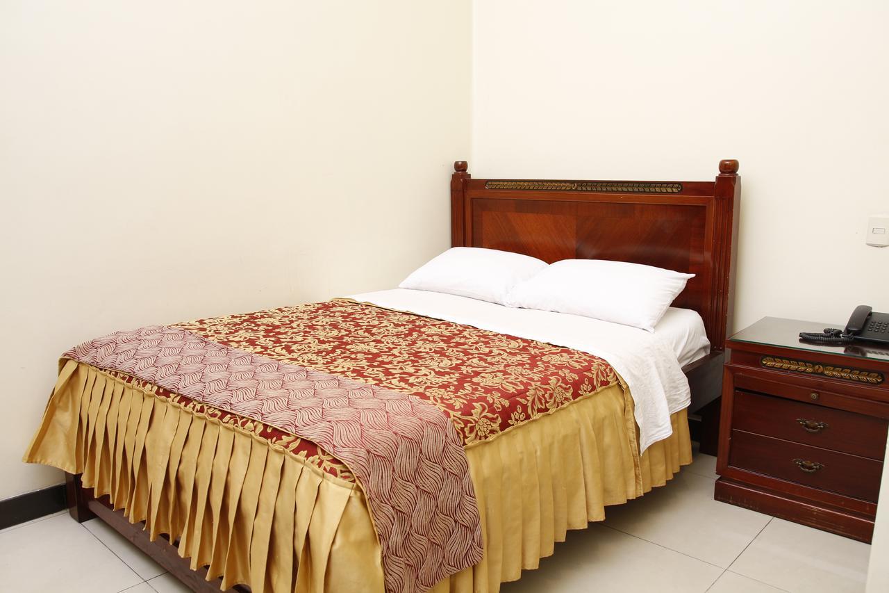 Hotel Versailles Internacional Guayaquil Eksteriør billede