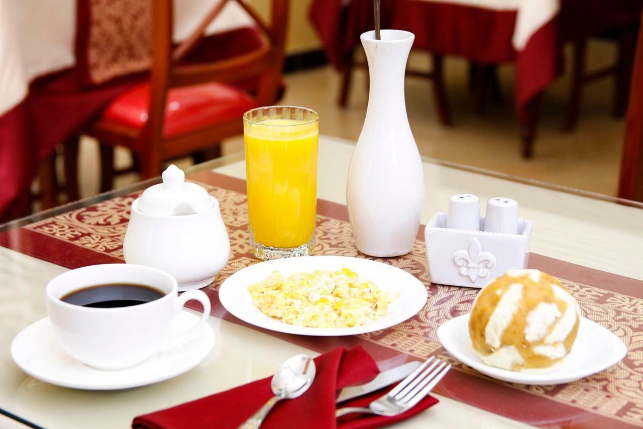 Hotel Versailles Internacional Guayaquil Eksteriør billede