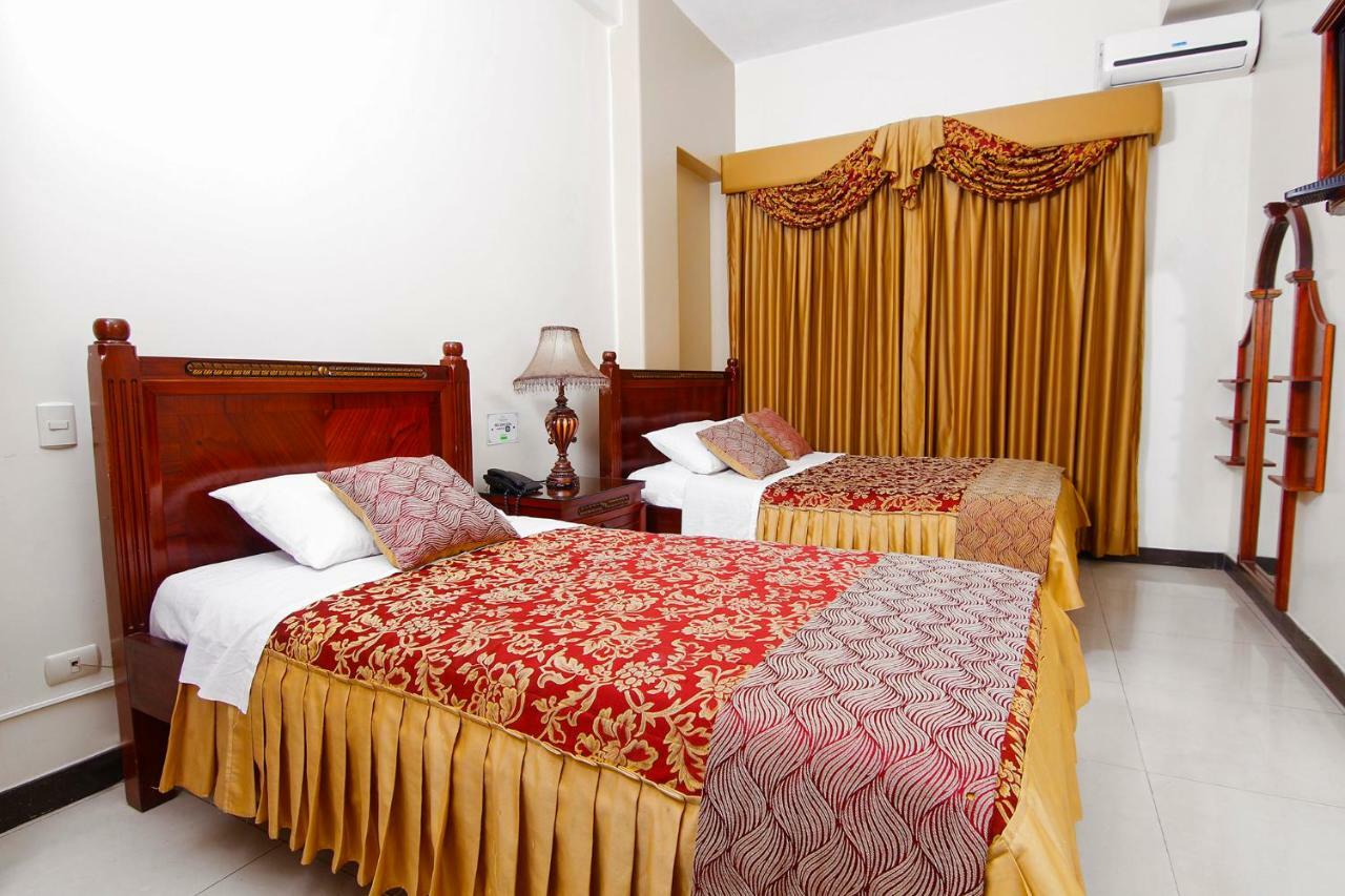 Hotel Versailles Internacional Guayaquil Eksteriør billede